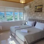 Filoxenia Stone House Vila