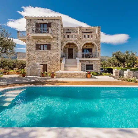 Filoxenia Stone House Βίλα Καλπάκι