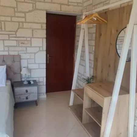 Filoxenia Stone House