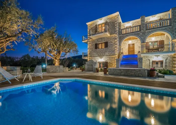 Villa Filoxenia Stone House *